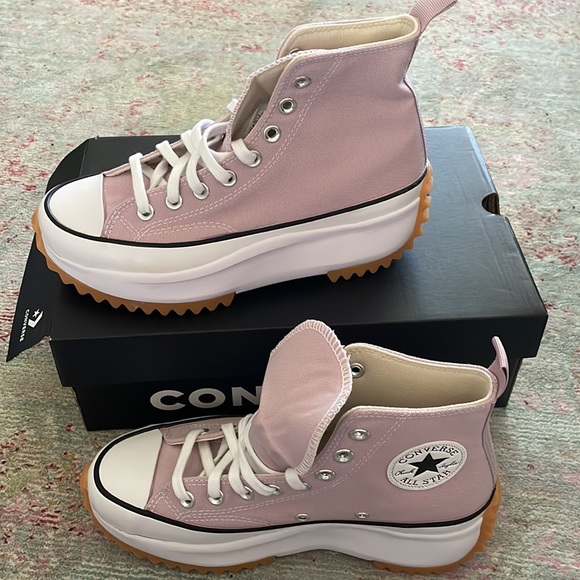 NWB Womenโs Converse Run Star Hike HI - Himalayan Salt - Size 8 - Picture 3 of 6